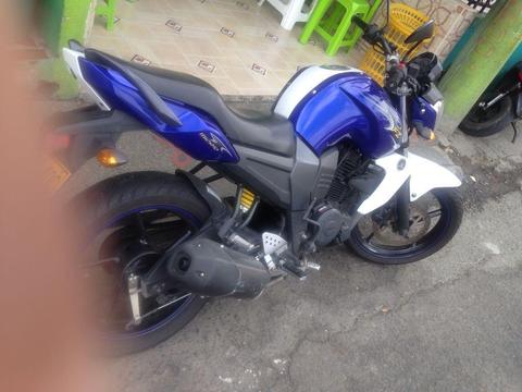 Moto FZ Yamaha 150
