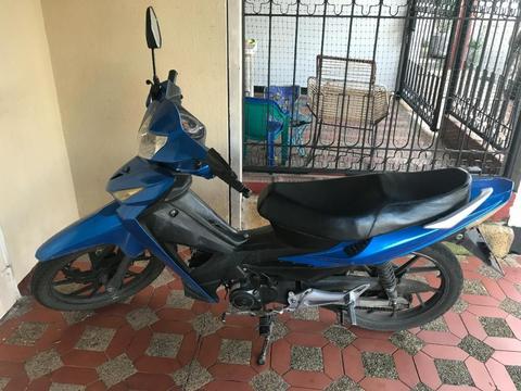 Se Vende Moto Akt Flex 2013