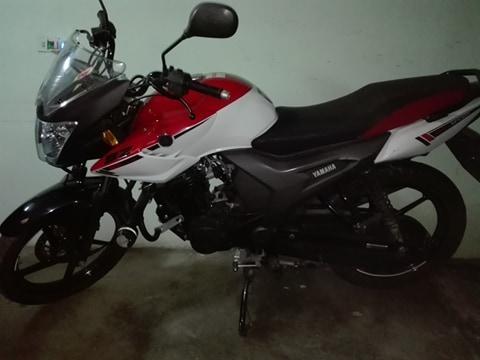 Se vende Yamaha SZR 150 edición especial