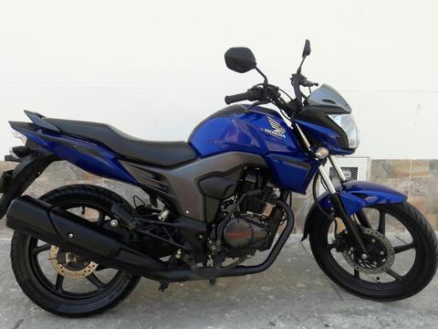 Vendo Cambio Honda Invicta Modelo 2015 Soat hasta Septiembre Tecno Mecánica Nueva