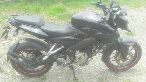 Vendo Pulsar 200, Mod 2014