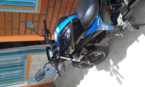 se vende hermosa moto suzuki gixxer modelo 2018