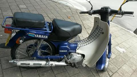 Yamaha V-80 Modelo 1998
