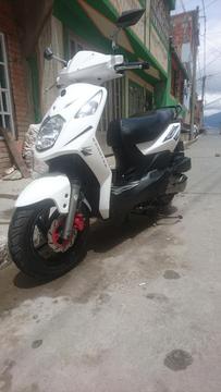 Moto Akt Dinamic 125 , 2013
