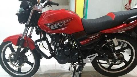 Vendo Hermosa Y Económico Akt Evo 2015