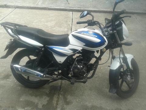 Vendo Moto Discover 125