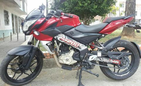 Vendo Bajaj Pulsar 200ns Modelo 2014