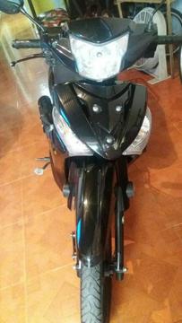 Vendo Moto Akt Special 2017 sin Seguro