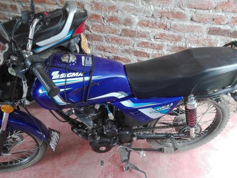 se vende opermuta moto 2016