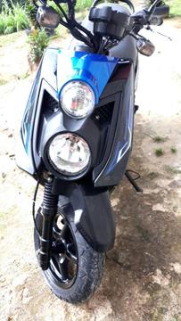 BWIS MOTARD 2017 8000 KM 6800000 NEGOCIABLE