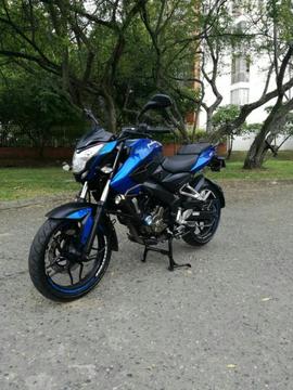 VENDO HERMOSA PULSAR 200 NS 2015 COMO NUEVA CON TAN SOLO 10.000 km