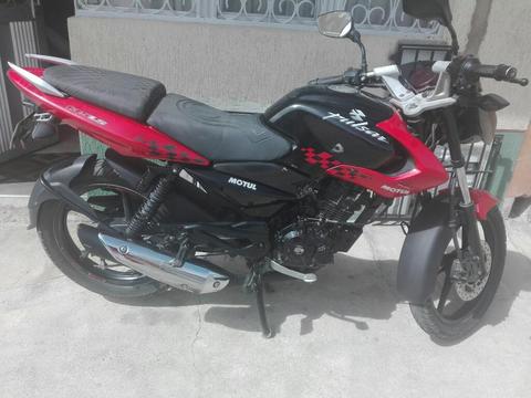 Pulsar 135 2012