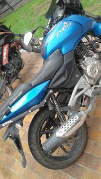 Pulsar 180 2017