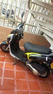 Vendo Moto Modelo 2012 Solo Targeta