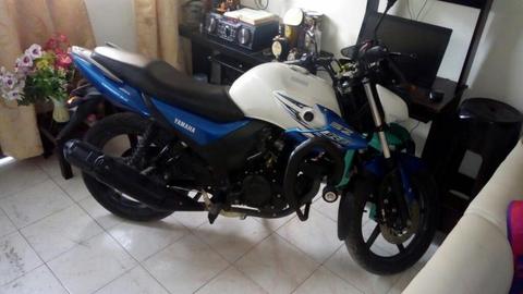 Vendo Yamaha Szr 2018 Pocos Dias de Uso