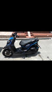 Moto Bwis 2016 Negra Azul