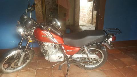 Vendo Moto Gn Nova