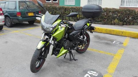 VENDO EXCELENTE MOTO