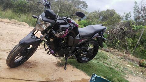 Vendo Fz16 Bonita Modelo 2014