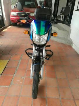 Vendo Moto Boxer Colombiana Año 2017