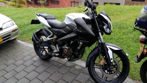 Pulsar Ns 200