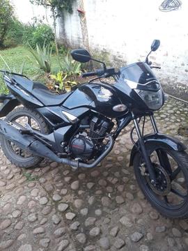 Vendo Hermoza Cbf 150 2014 Valluna