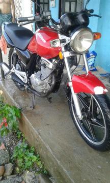 Moto Gs 125 Suzuki