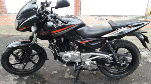 Pulsar 180 2016