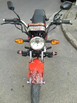 Suzuki Ax4 Roja Modelo 2015