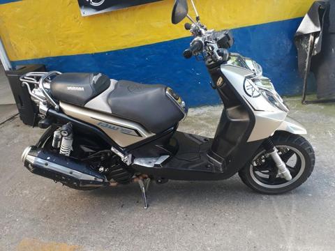 Vendo Moto Bws 2013