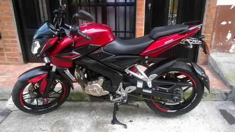 PULSAR 200 NS