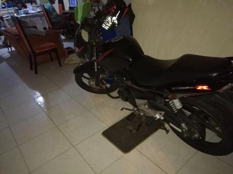 moto suzuki gs 150r