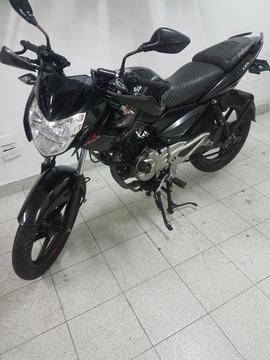 Linda Pulsar 135 Como Nueva 2014