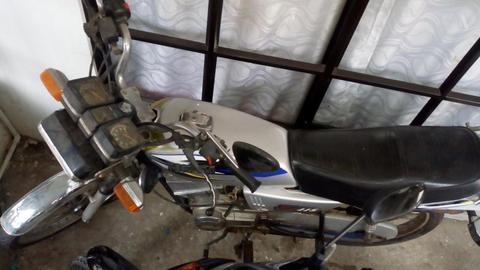 Vendo Moto Rx 115