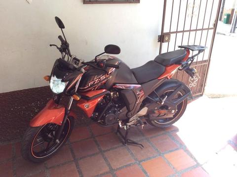 VENDO MOTO FZ YAMAHA 2016