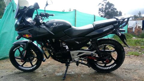 Vendo Moto Pulsar 220f