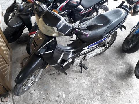 Moto Akt110 Barata