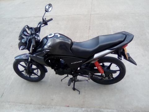 VENDO CB 110 2016 GRIS