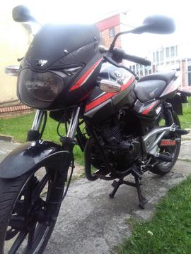 PULSAR 180 UG 2011