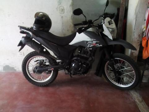 Vendo hermosa AKT