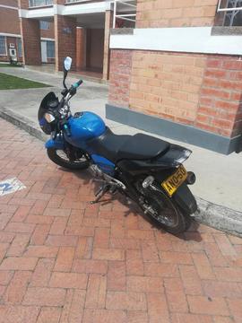 Pulsar 180 2005