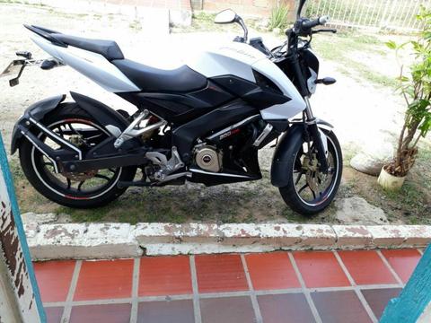 Vendo Moto Pulsar Ns 200