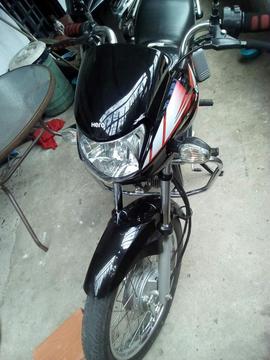 Vendo Moto Modelo 2016 Papeles Aldia