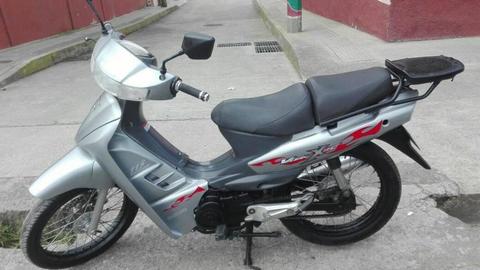 vivax 2006 con seguro hasta el 05 de octubre en muy buen estado como la pueden ver