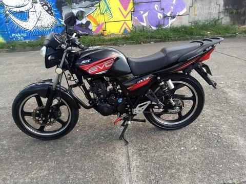 Se Vende Akt Evo Modelo 2012