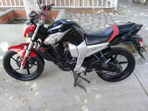 Se Vende Linda Moto Yamaha Fz