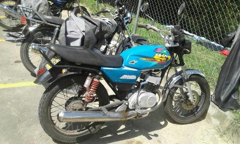 Se Cambia Ax 100 Japonesa por Una 4t