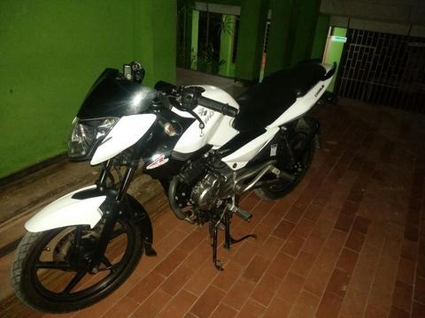 Vendo Moto Pulsar 135