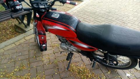 Vendo Moto Boxer 2005