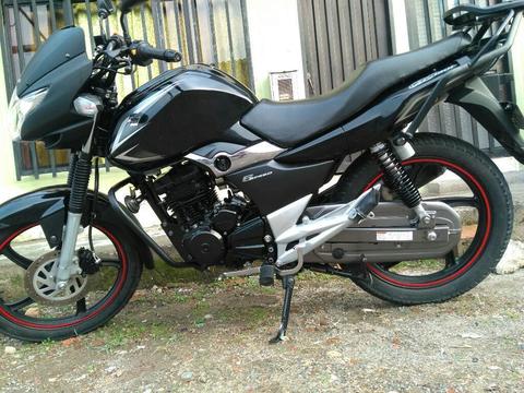 Vendo Gs150r 2012